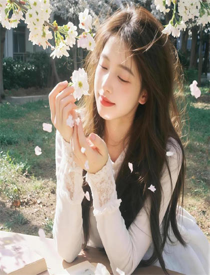 熏香花朵凛然绽放全集免费观看_我和子伦在线视频_声生不息家年华免费观看完整版