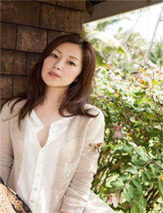 乌克兰美女粉嫩第一次摘花,俺去也视频